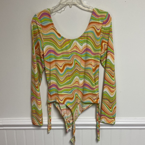 Almost Famous Womens Stripe long sleeve bodysuit size Large - Picture 5 of 6